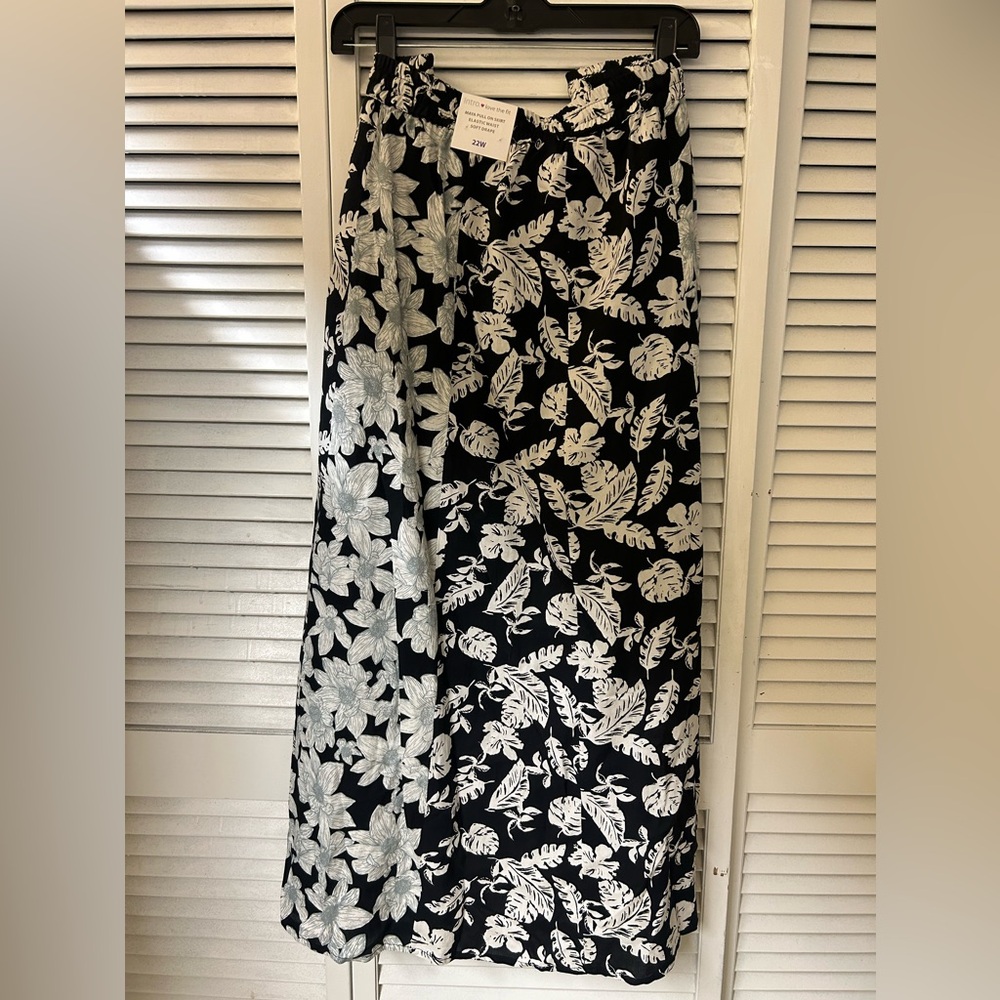 Intro. Love The Fit Maya Maxi Skirt Size 22W - Picture 2 of 2